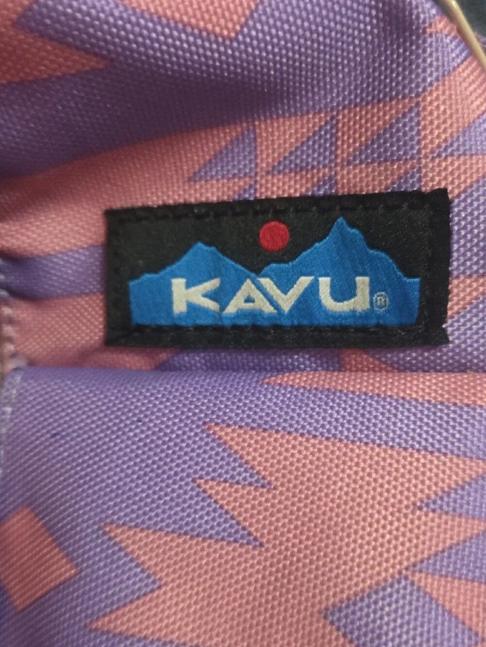 Kavu Crossbody Sling Bag - Lavender and Pink Aztec